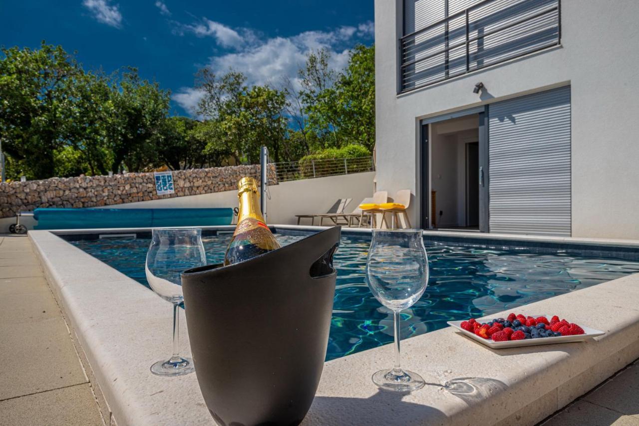 Apartment Di Blu โนวีวีโนดอลสกี ภายนอก รูปภาพ