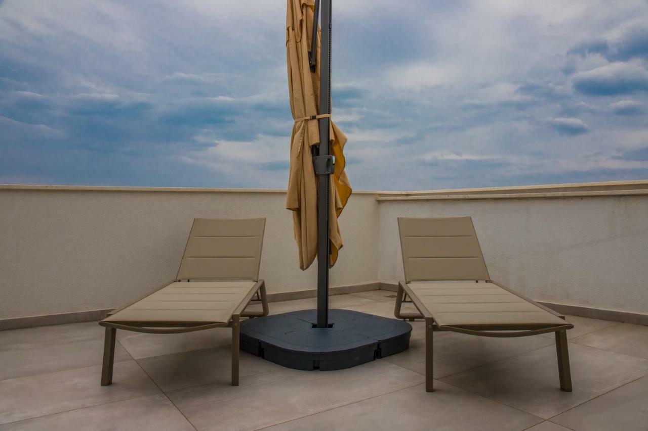 Apartment Di Blu โนวีวีโนดอลสกี ภายนอก รูปภาพ